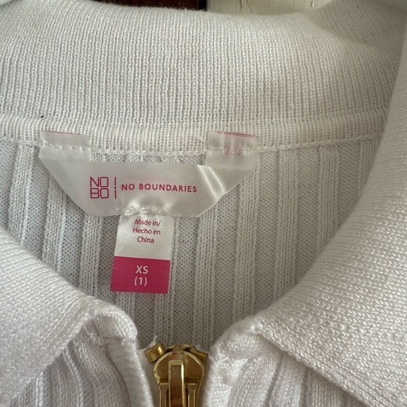 White Ribbed Zip-Up Sweater - Picture 3 of 3